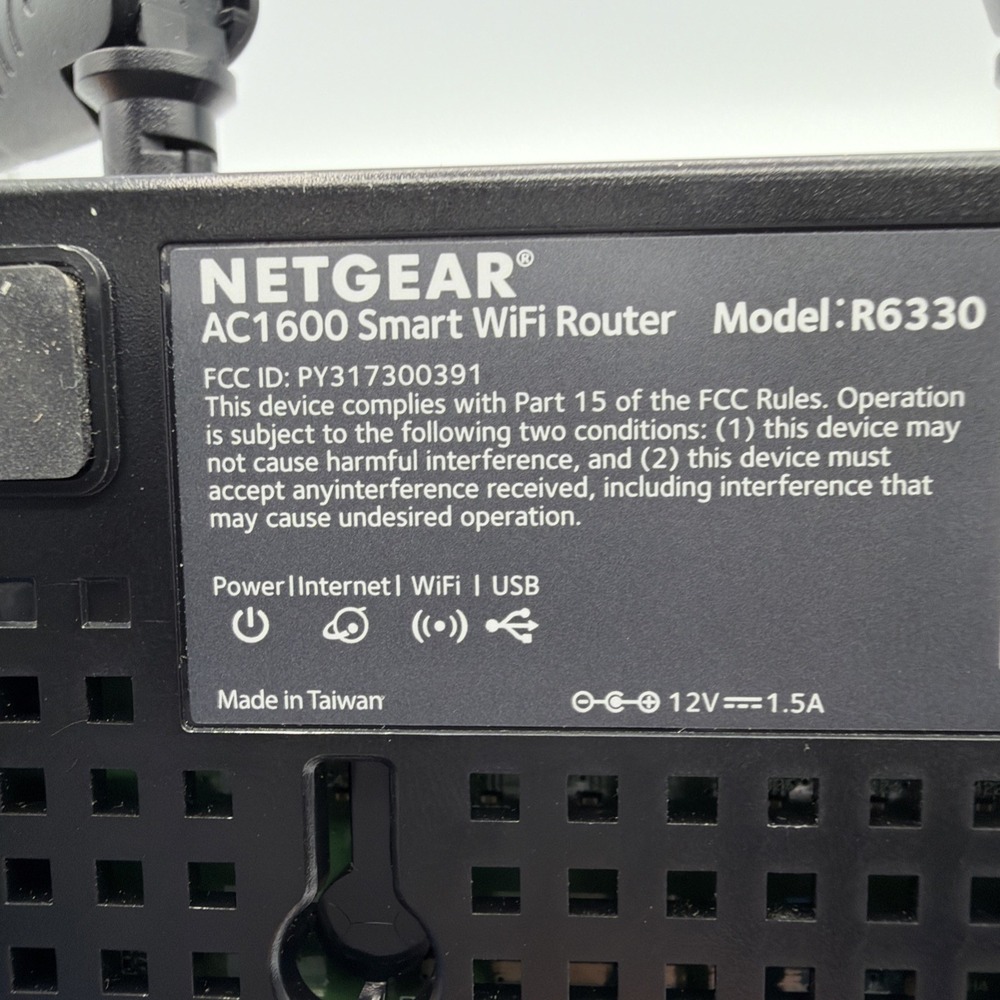 NETGEAR R6330 AC1600 Smart WiFi Router w/ Power Cord - For Repair Or Parts - Picture 8 of 8